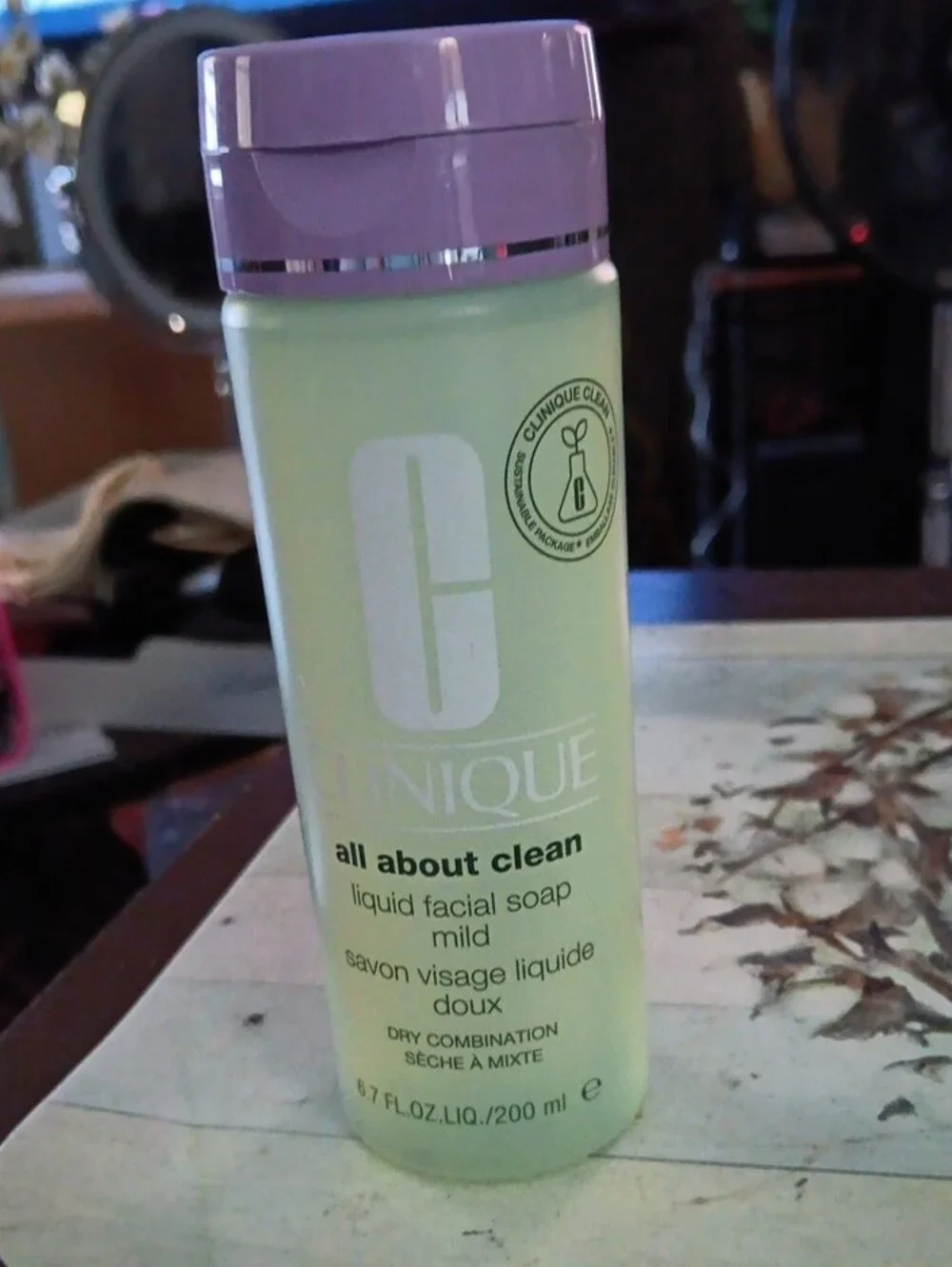 Clinique Group Of Skin Products Makeup Remover, Facial Wash & Lifting Creme.